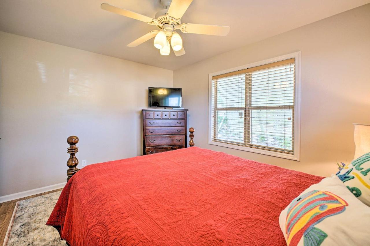 Coastal Hideaway About Half Mi To Beach And Boardwalk! Carolina Beach Bagian luar foto